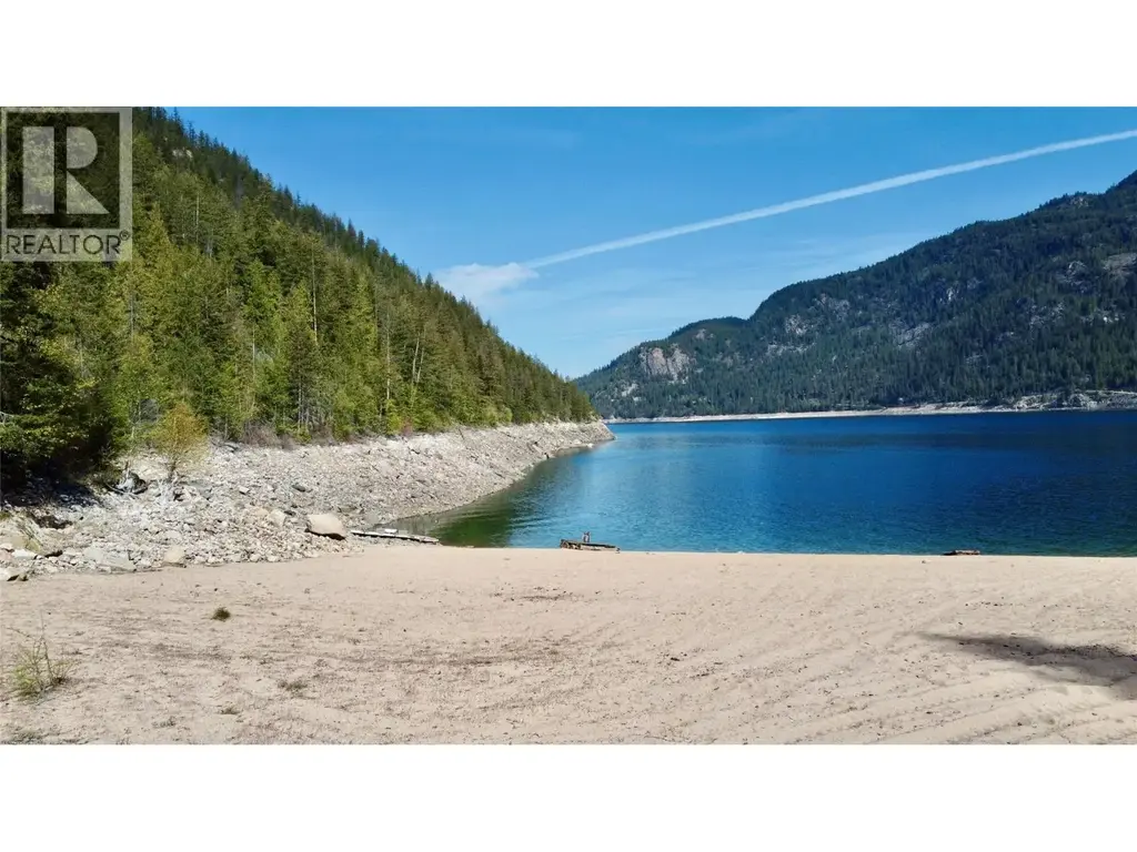 Lot 3 Shields Beach, Robson